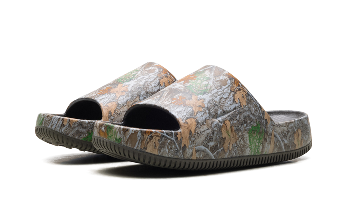 "Green" Calm RealTree IB2885 200 - product image from the listing.