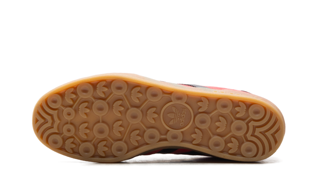 "Lucid Red Black" GAZELLE INDOOR JR6304 - product image from the listing.