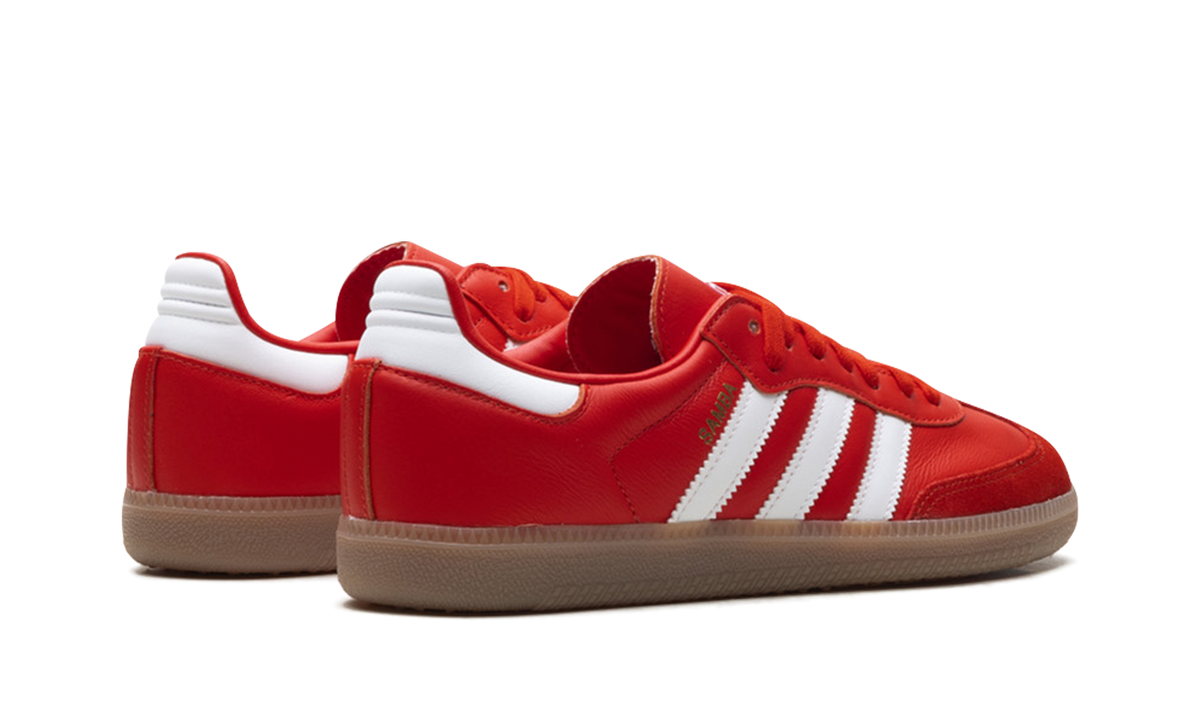 "FC Bayern" Samba JQ4039 - product photo shown in the listing for this item.