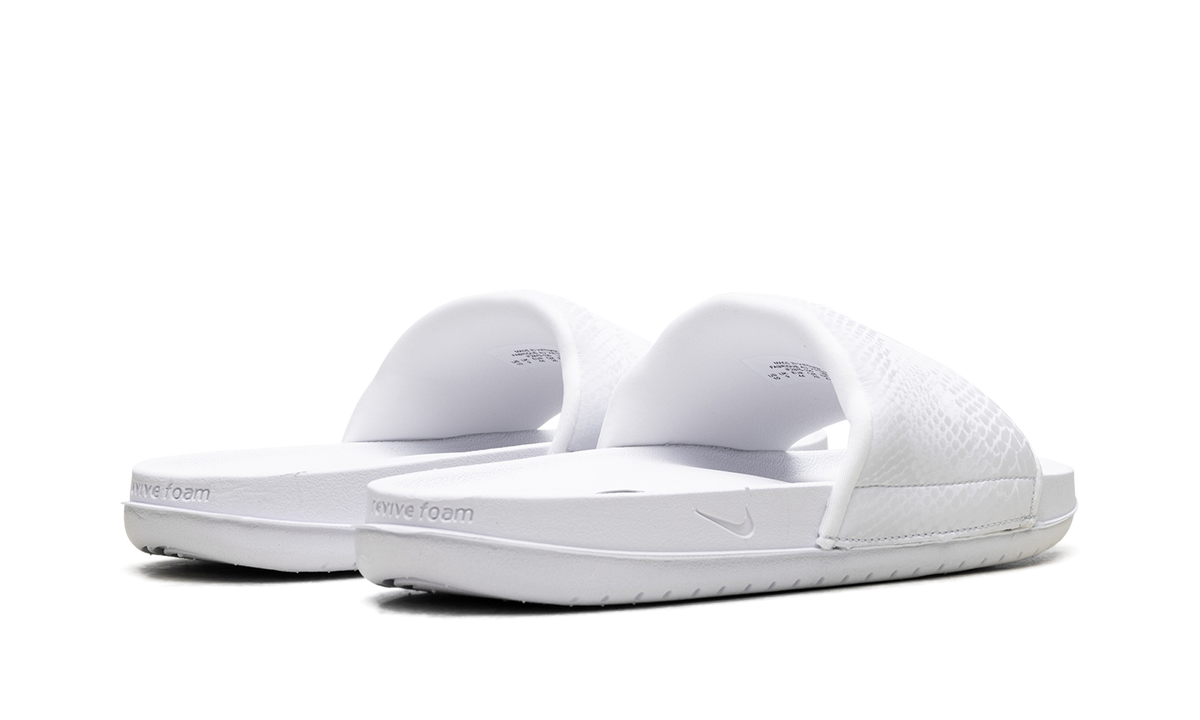 "Triple White" Kobe Offcourt Slide IF2870 100 - product image from the listing.